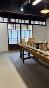 小さな茶屋の大きな縁